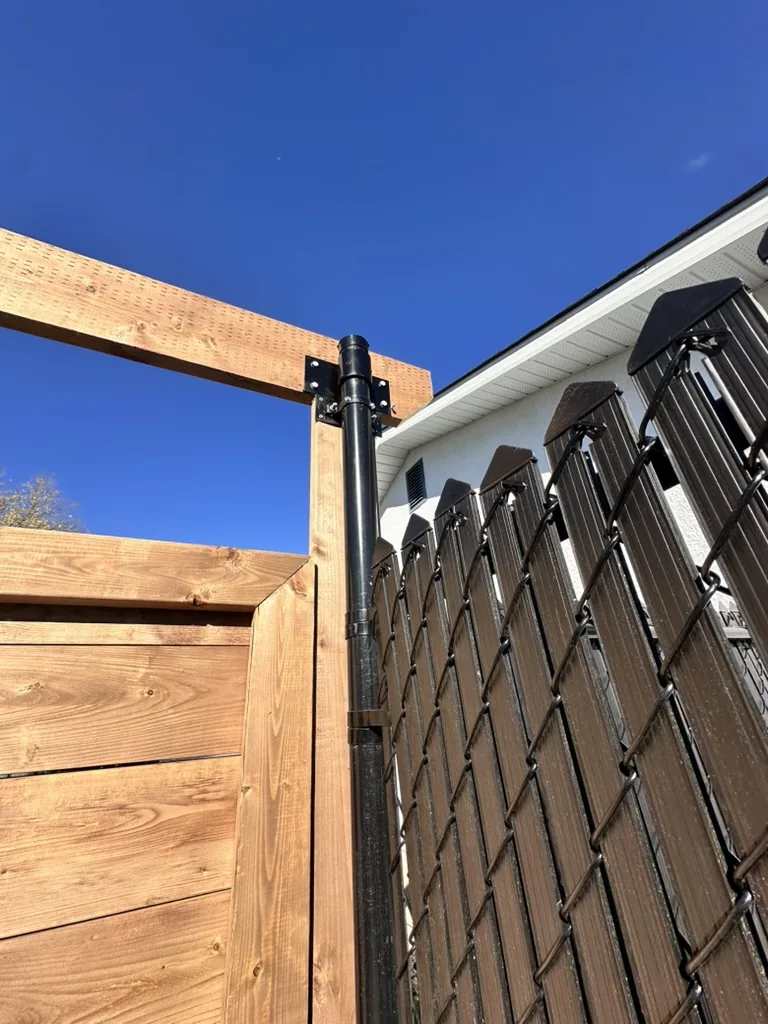Privacy slat inserts detail showing color and weave